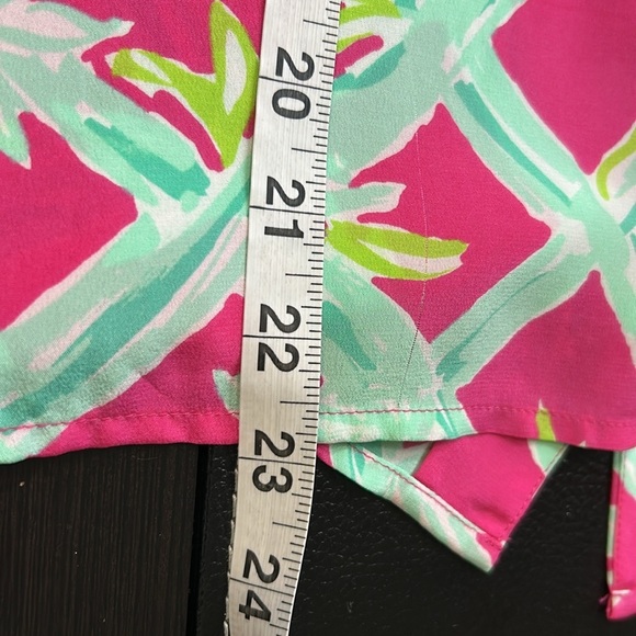 Lilly Pulitzer lona Sleeveless Silk Top Button Back Shirt Pink Green Crewneck S - Picture 13 of 13